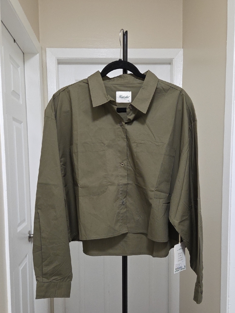 NWT Kuwalla Olive Green Cropped Button-Down Shirt | Minimalist 100% Thin Cotton - Picture 2 of 11